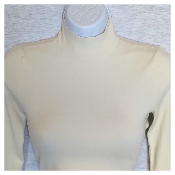 Aritzia Sunday Best Ellie Mock-Neck Open-Back Sweater - Espace - Picture 5 of 11